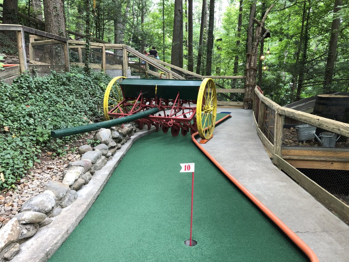 Hillbilly Golf Gatlinburg, TN ~ Top 3 Reasons You Don't Want to Miss ...