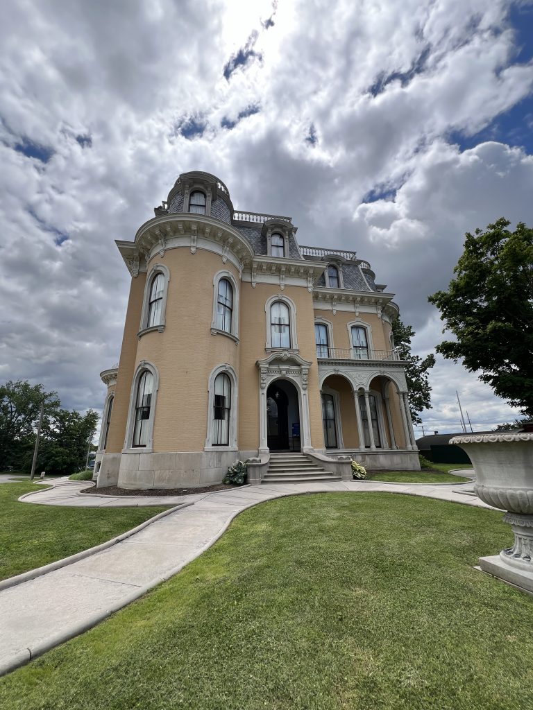 Exterior of the Culbertson Mansion, New Albany, IN